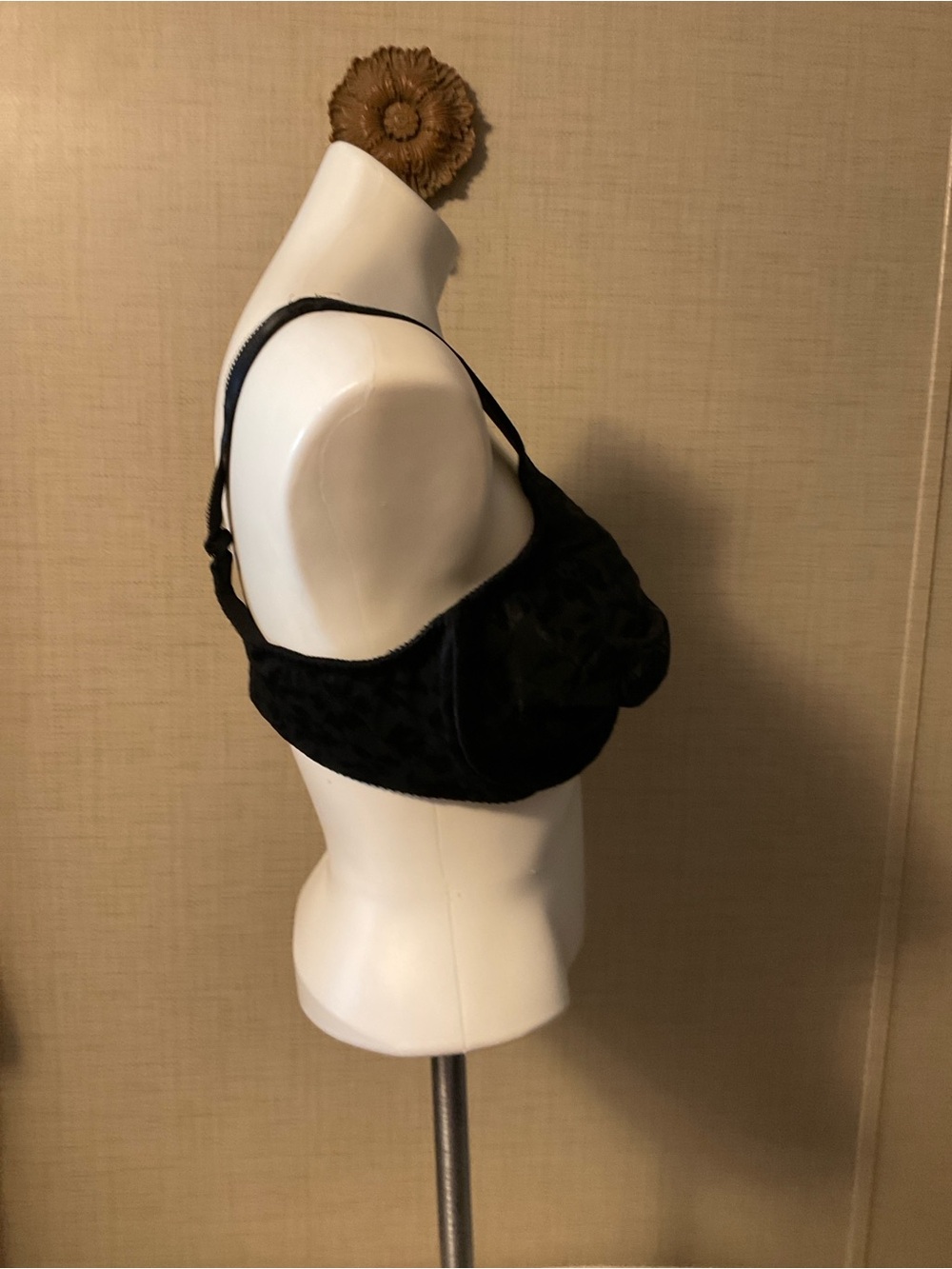 Wacoal Black Full Coverage Underwire Bra - Picture 2 of 8